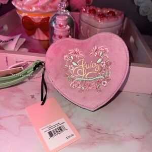 Juicy Couture Juicy in Bloom Pink Heart-Shaped Velvet Wristlet / ZAa Coin Purse